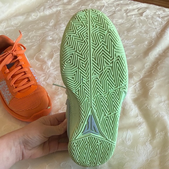 Nike Kids Colorblock Sneakers - Orange & Mint - Picture 11 of 12